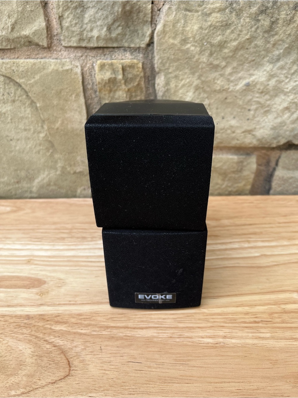 EVOKE Black Cube Speaker Set